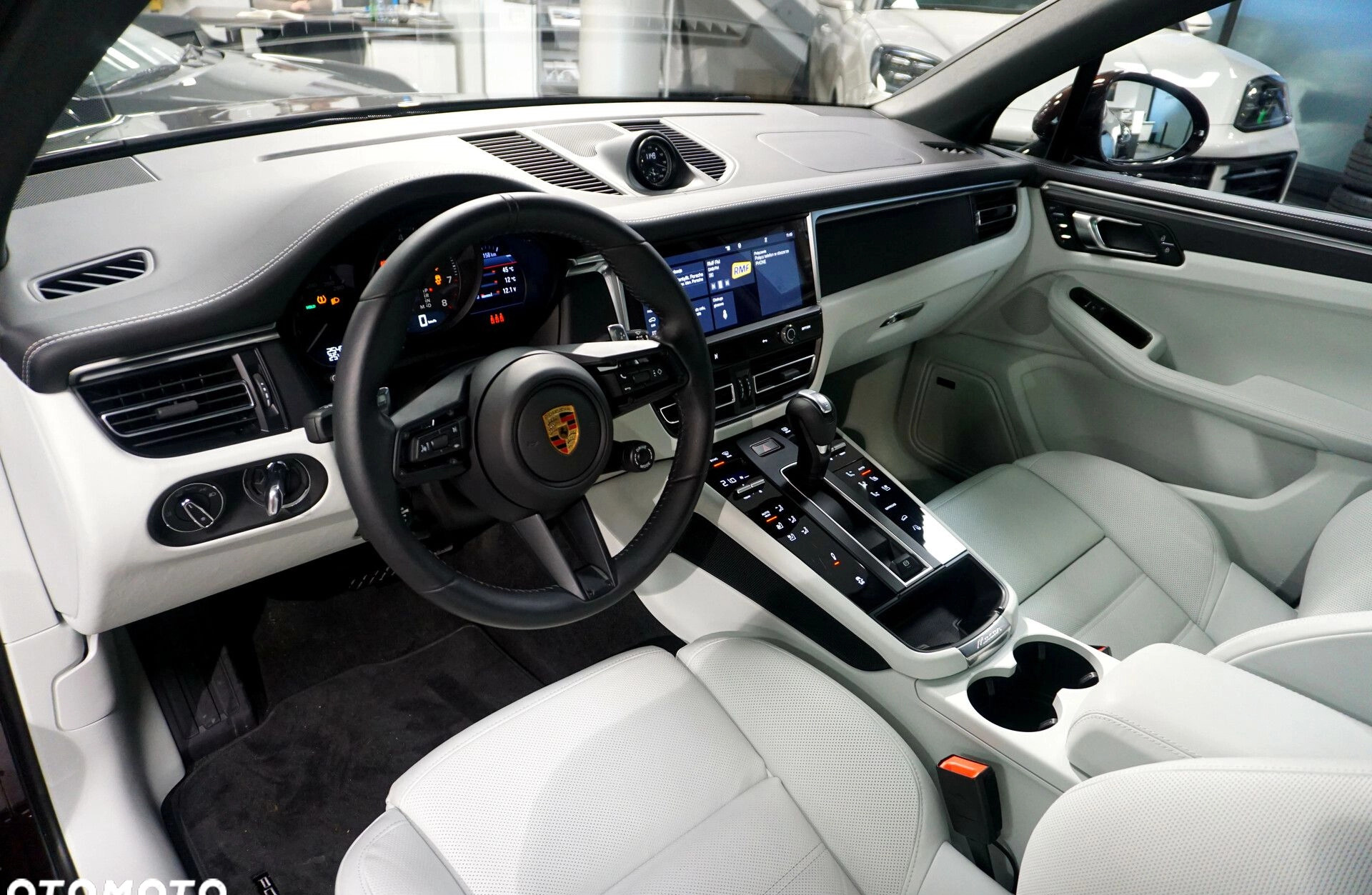 Porsche Macan cena 365000 przebieg: 3122, rok produkcji 2023 z Katowice małe 436